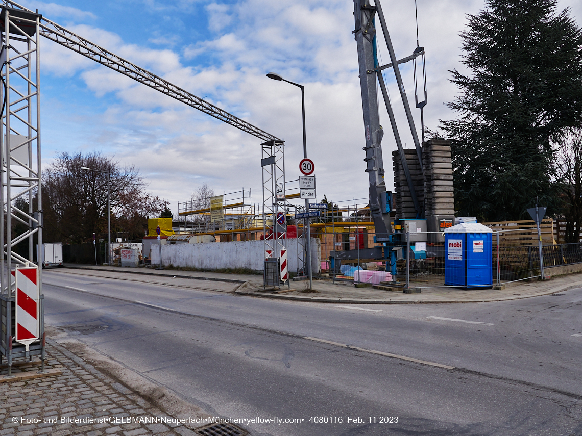 11.02.2023 - Baustelle Niederalmstraße 16 in Neuperlach